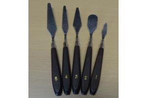 5 Malmesser Schablonier Messer Spachtel aus Metall Holzgriff los